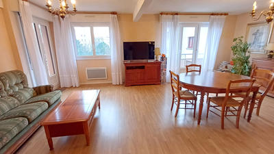 Appartement - 105 m² - 5 pièces