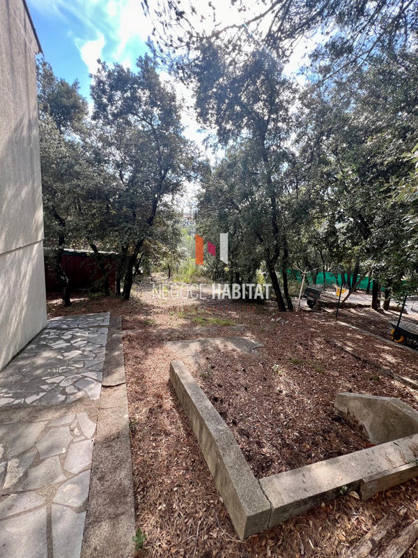 Maison - 166 m² - 6 pièces