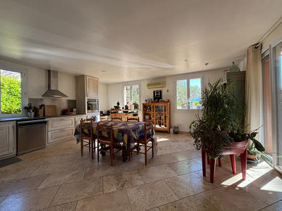 Maison - 123 m² - 5 pièces