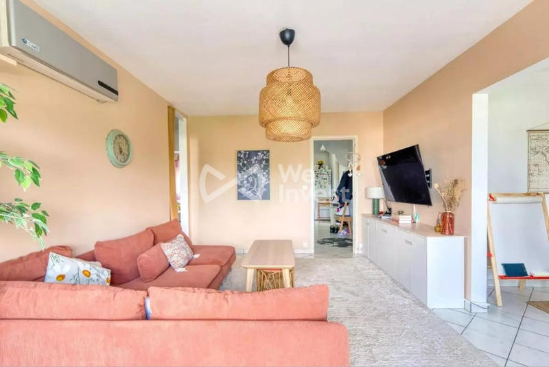 Appartement - 77 m² - 3 pièces