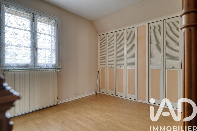 Maison - 137 m² - 6 pièces