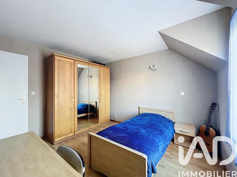 Maison - 121 m² - 6 pièces