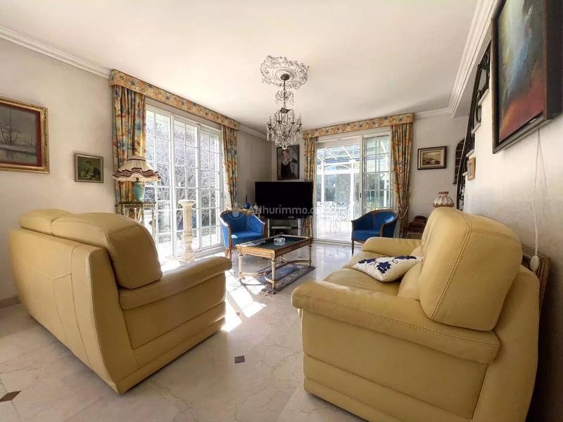 Maison - 139 m² - 7 pièces