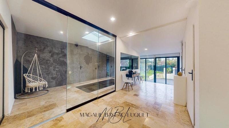 Maison - 164 m² - 5 pièces