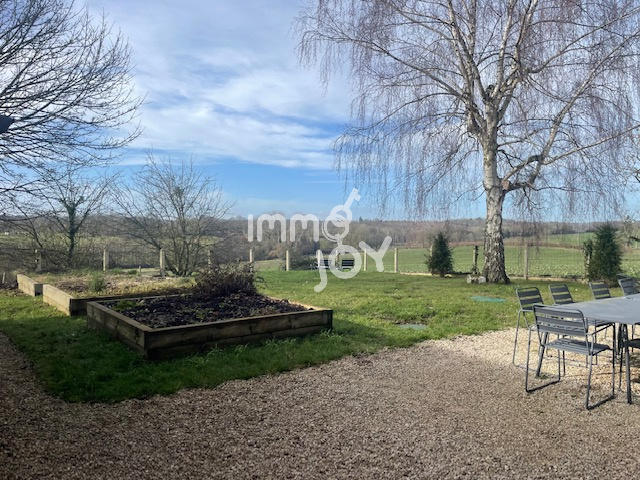 Propriété - 250 m² - 9 pièces