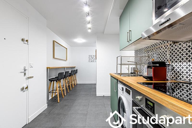 Chambre - 9 m² - 1 pièce