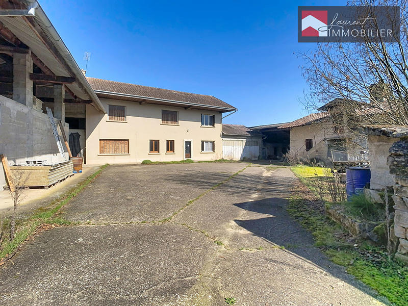 Maison - 160 m² - 8 pièces