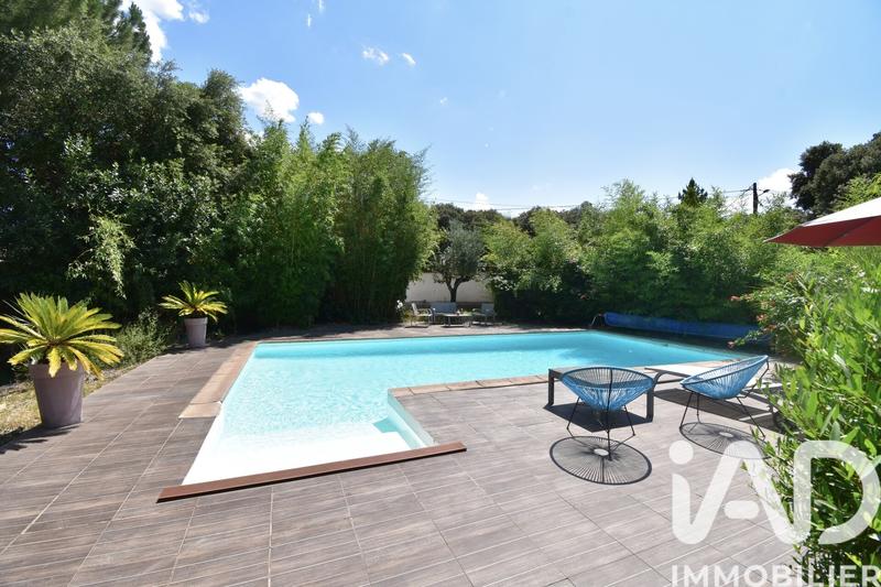 Maison - 98 m² - 4 pièces