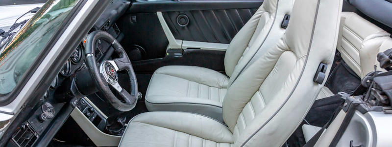 Porsche 911 Carrera Cabriolet