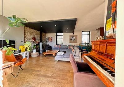 Maison - 193 m² - 8 pièces