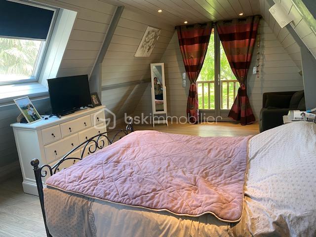 Propriété - 320 m² - 11 pièces