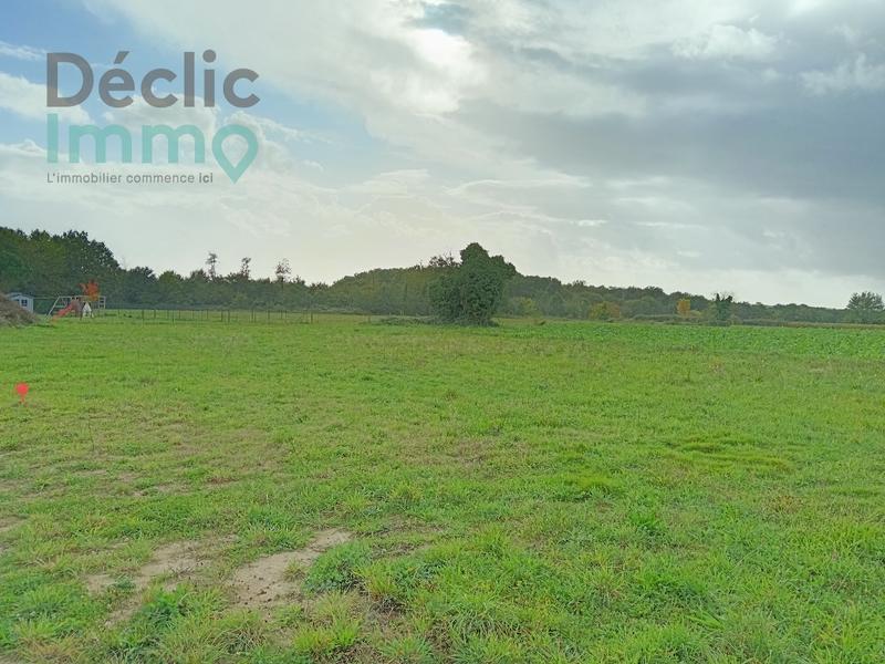 Terrain constructible - 935 m²