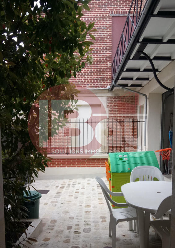 Maison - 102 m² - 5 pièces