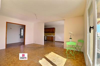 Appartement - 80 m² - 4 pièces