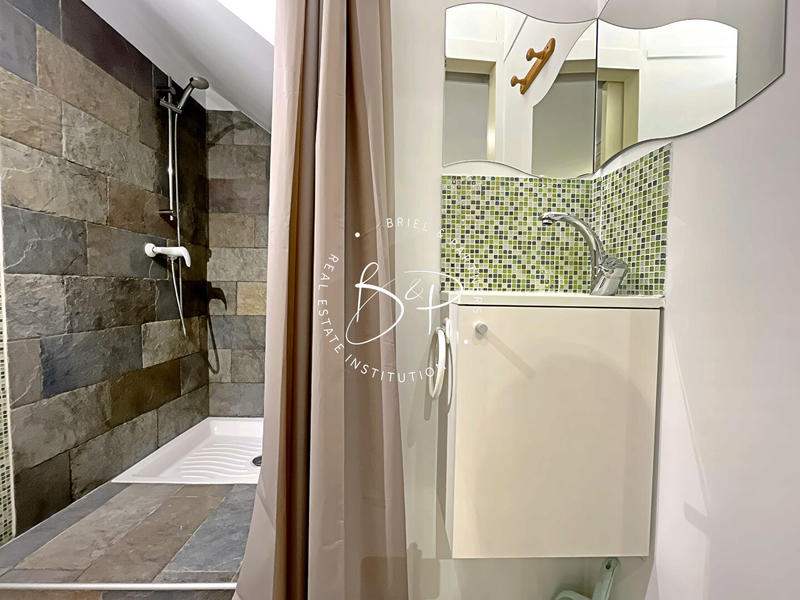 Local commercial - 54 m² - 3 pièces