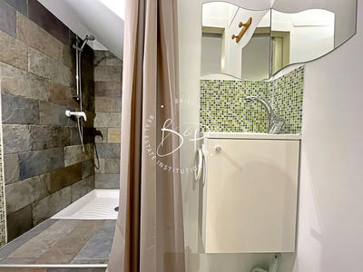 Local commercial - 54 m² - 3 pièces