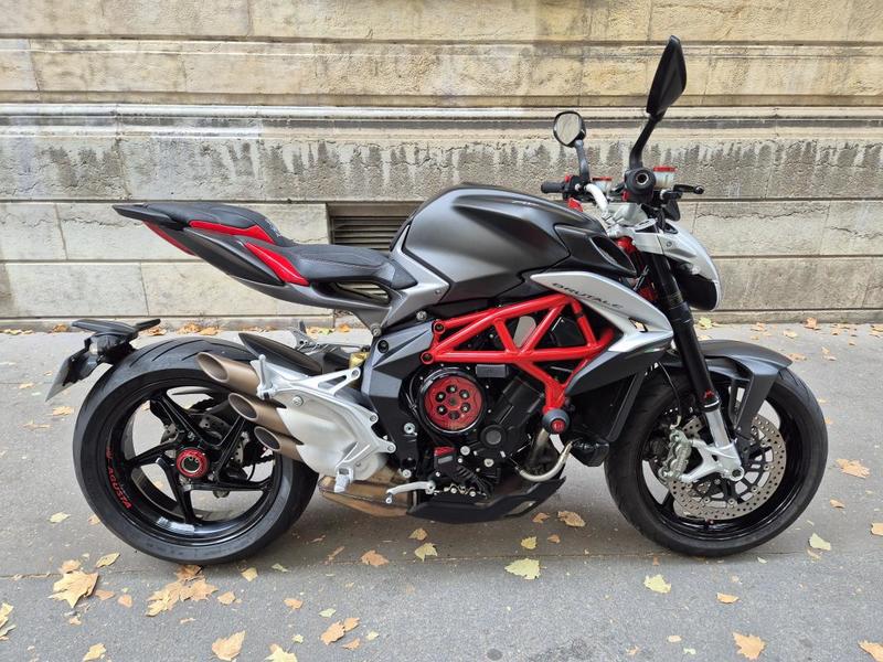 Mv Agusta Brutale 800