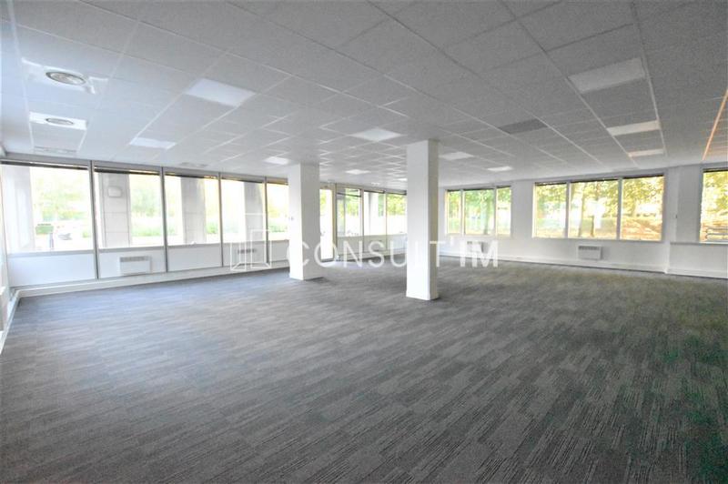 Bureau - 536 m²