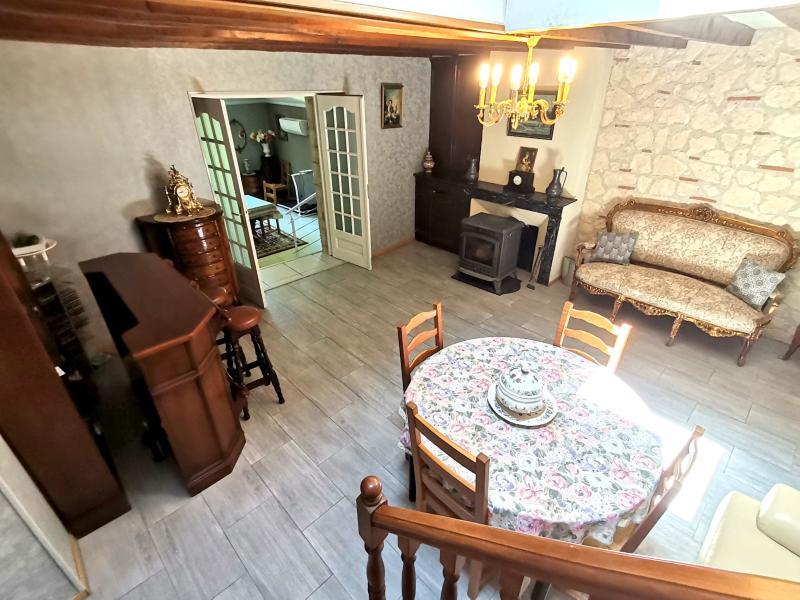 Maison - 218 m² - 7 pièces