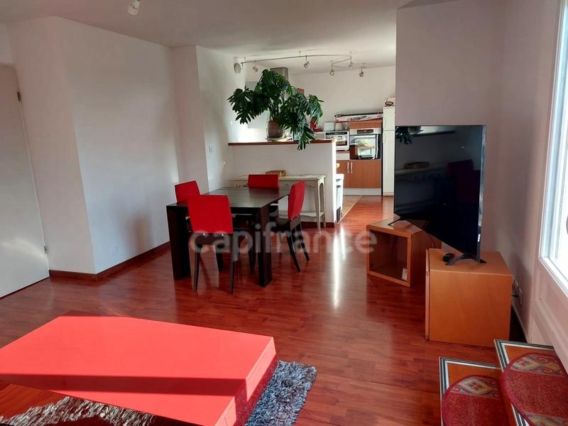 Appartement - 79 m² - 4 pièces