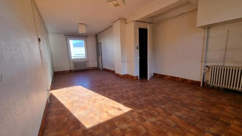 Appartement - 134 m² - 6 pièces