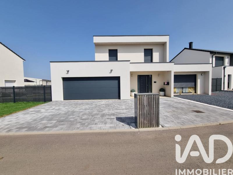 Maison - 145 m² - 6 pièces