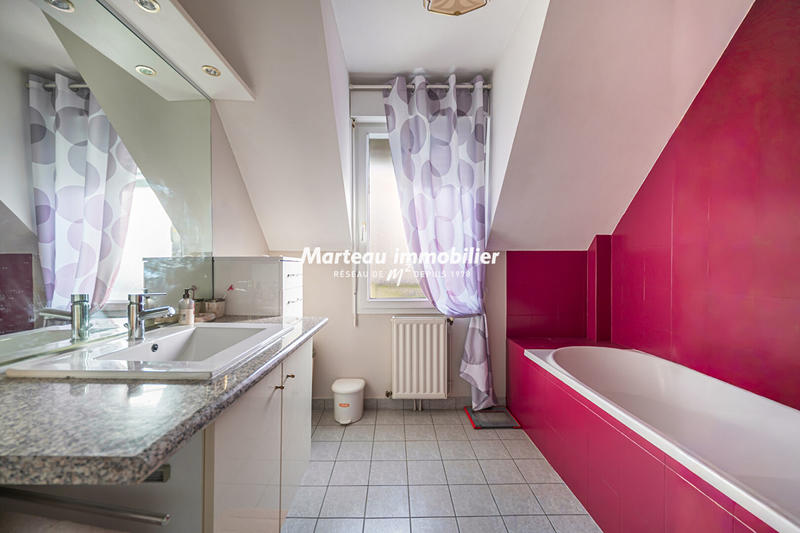 Maison - 133 m² - 6 pièces