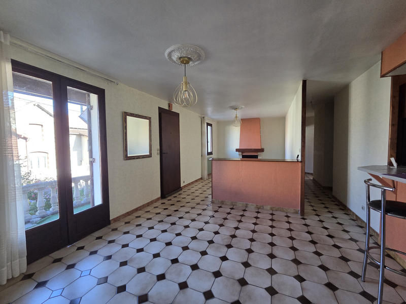 Maison - 76 m² - 5 pièces