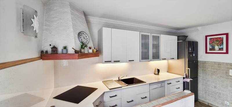 Appartement - 80 m² - 5 pièces