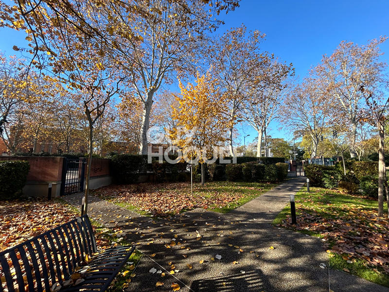 Local d'activité / Entrepôt - 58 m² - 4 pièces