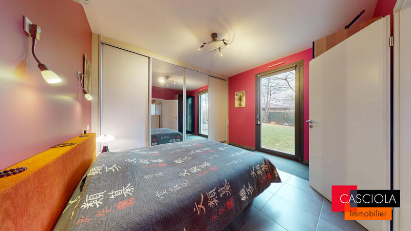 Maison - 200 m² - 6 pièces