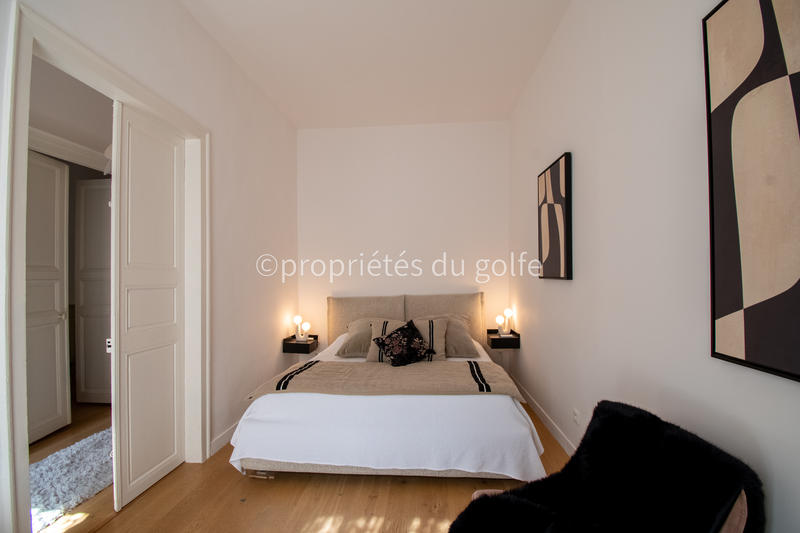 Appartement - 207 m² - 7 pièces
