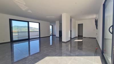 Maison contemporaine - 115 m² - 4 pièces