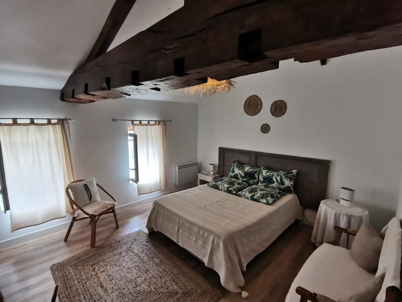 Maison - 200 m² - 7 pièces