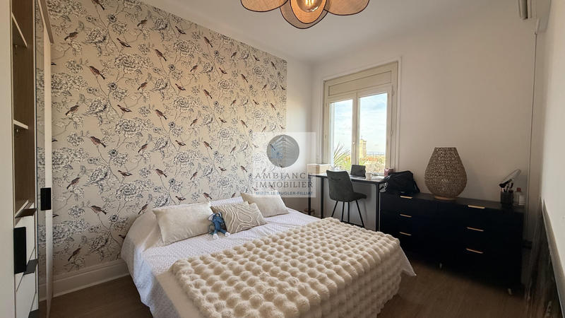 Appartement - 79 m² - 5 pièces