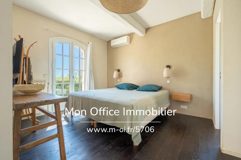 Villa - 220 m² - 7 pièces