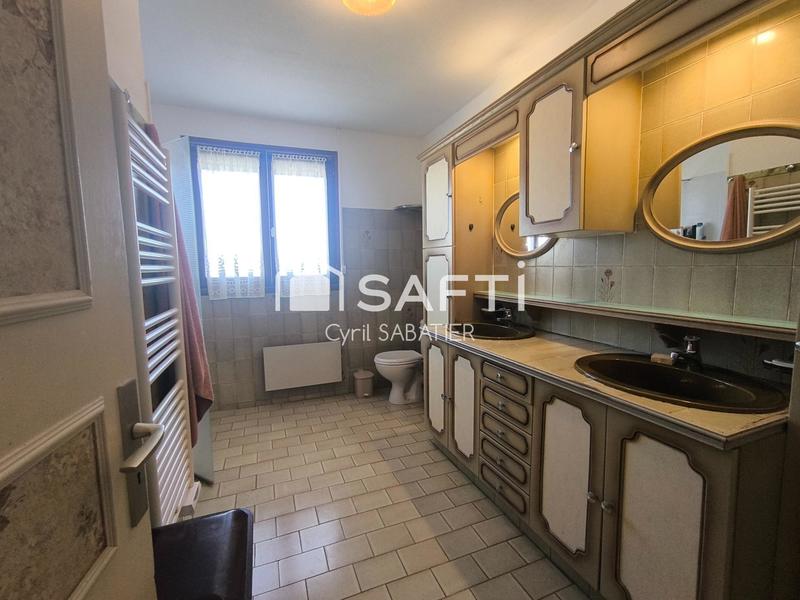 Maison - 121 m² - 6 pièces