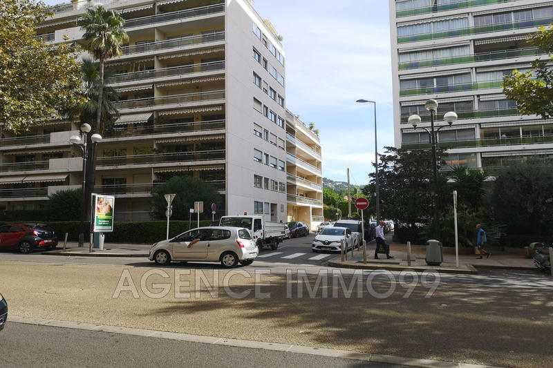 Parking / Garage - 13 m²