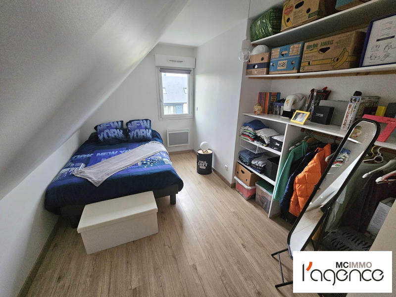 Maison traditionnelle - 94 m² - 5 pièces