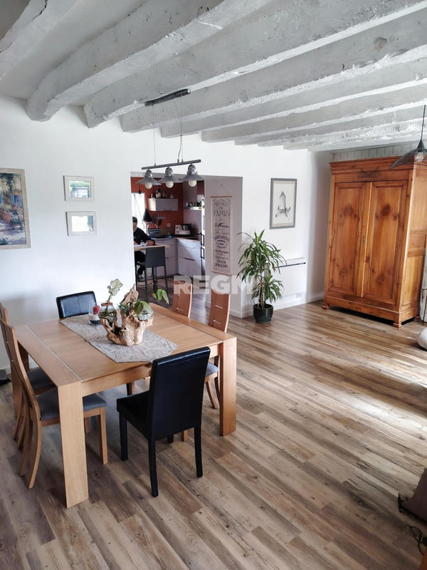 Maison - 137 m² - 7 pièces