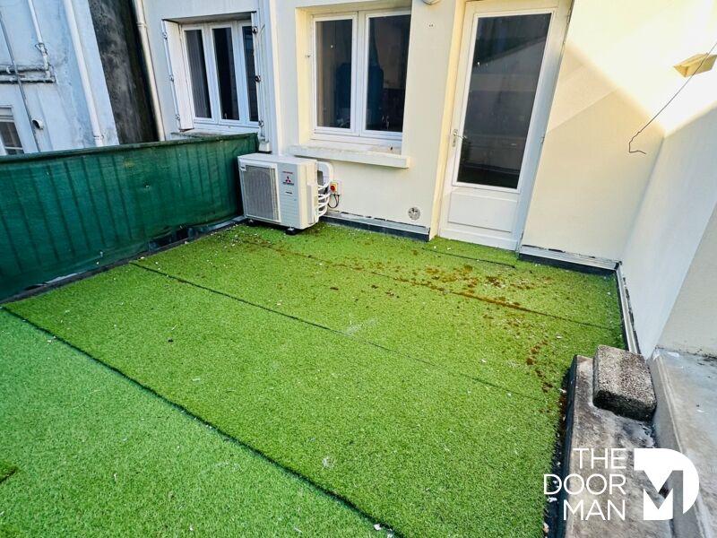 Immeuble - 250 m² - 12 pièces