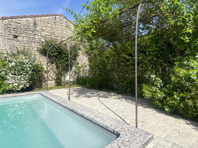 Maison de village - 162 m² - 6 pièces