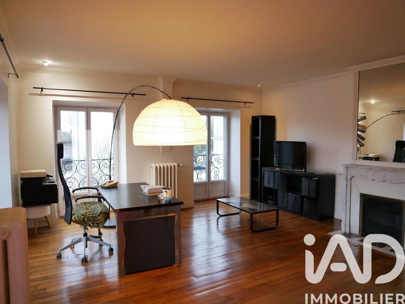 Maison - 231 m² - 8 pièces