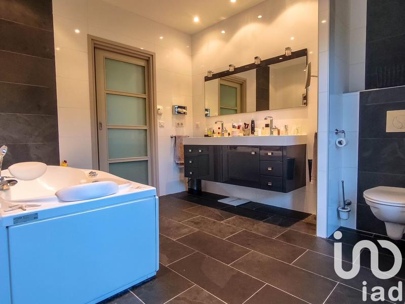 Maison de ville - 226 m² - 6 pièces