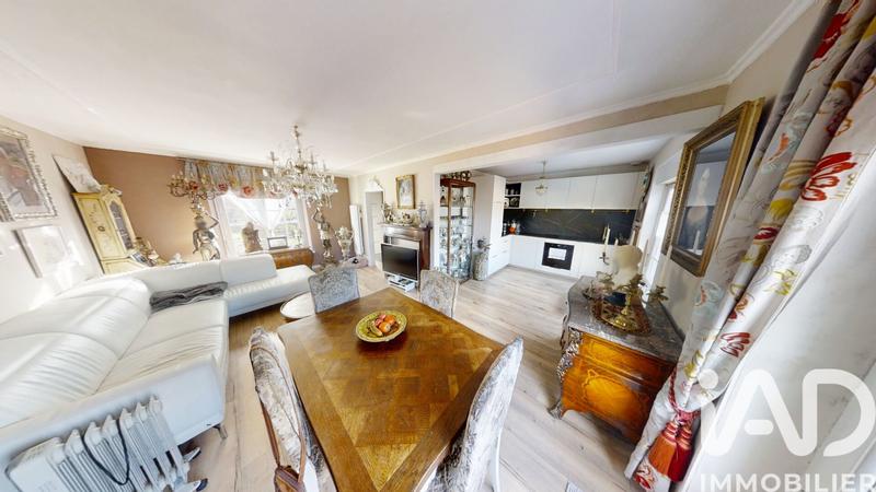 Maison - 80 m² - 4 pièces