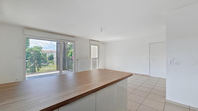 Appartement - 70 m² - 3 pièces