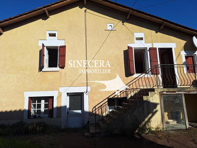 Maison - 90 m² - 6 pièces