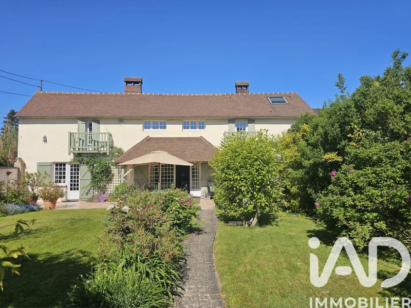 Maison - 292 m² - 8 pièces