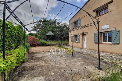 Appartement - 93 m² - 3 pièces