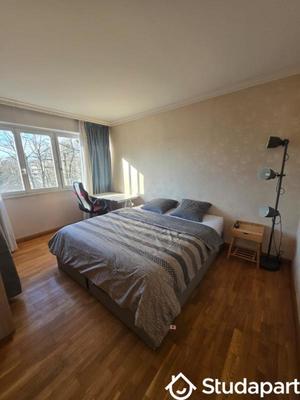 Chambre - 9 m² - 1 pièce